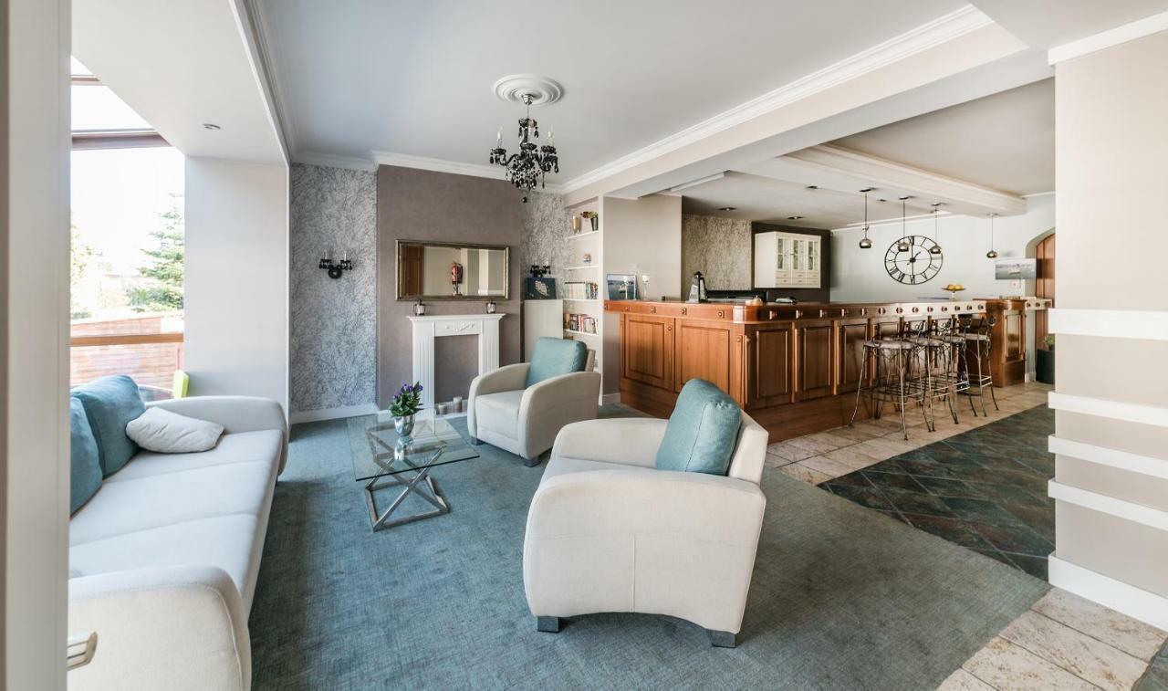 Gosciniec Witomino Bed & Breakfast Gdynia Bagian luar foto