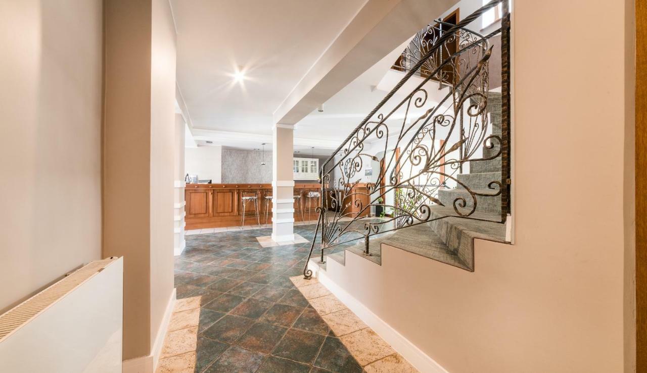 Gosciniec Witomino Bed & Breakfast Gdynia Bagian luar foto