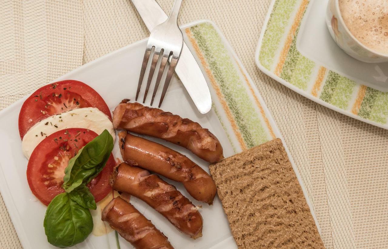 Gosciniec Witomino Bed & Breakfast Gdynia Bagian luar foto