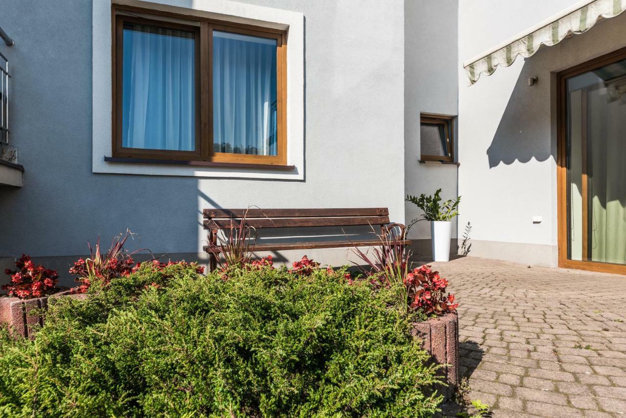 Gosciniec Witomino Bed & Breakfast Gdynia Bagian luar foto